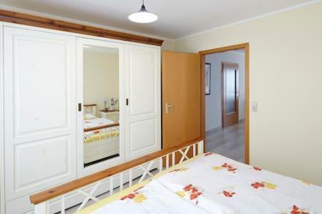 Komfortferienwohnung Zentrum Ludwigsburg Buitenkant foto